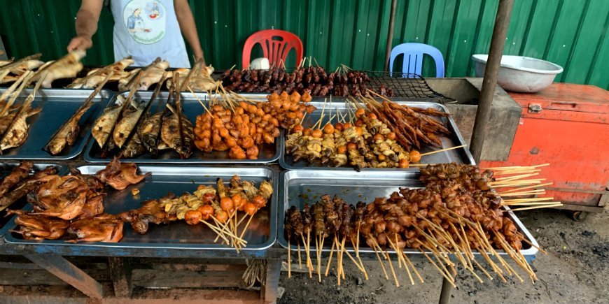 Cambodia, gadekøkken