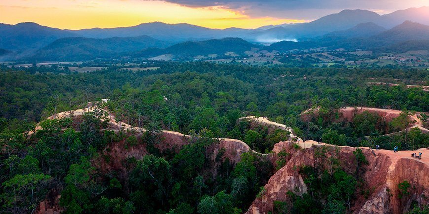 Solnedgang over Pai Canyon i Nordthailand