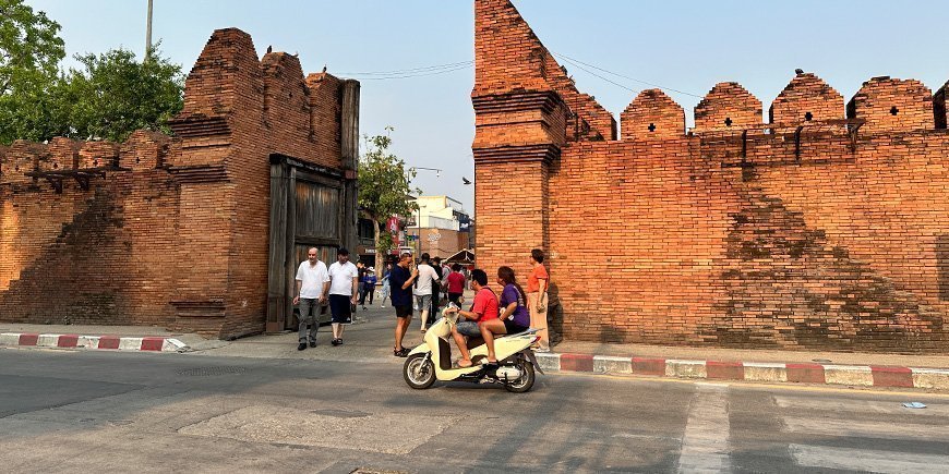 Tha Phae Gate i Chiang Mai