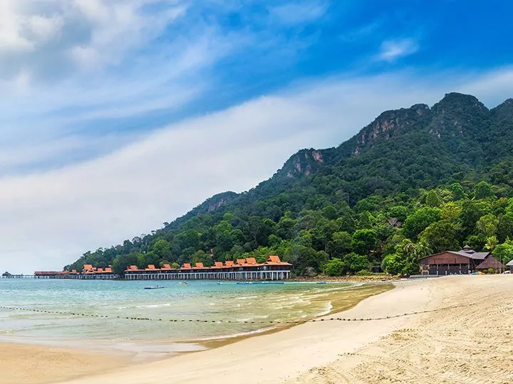 Malaysias højdepunkter & badeferie på Langkawi